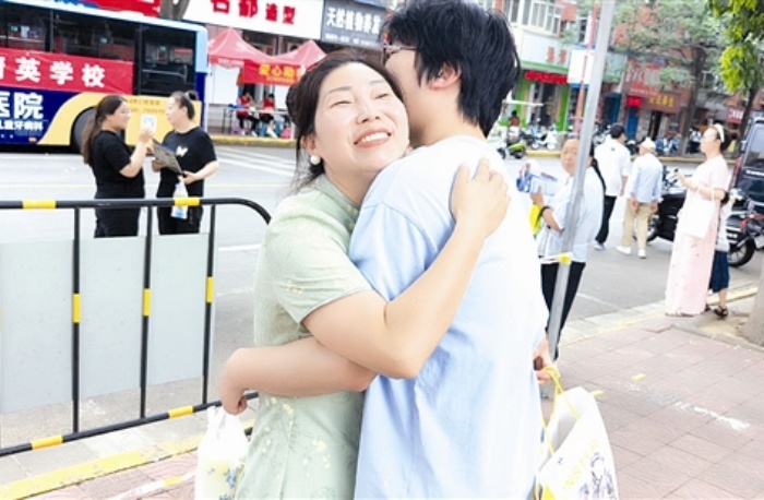 huxp5633_b.jpg huxp5633_b.jpg