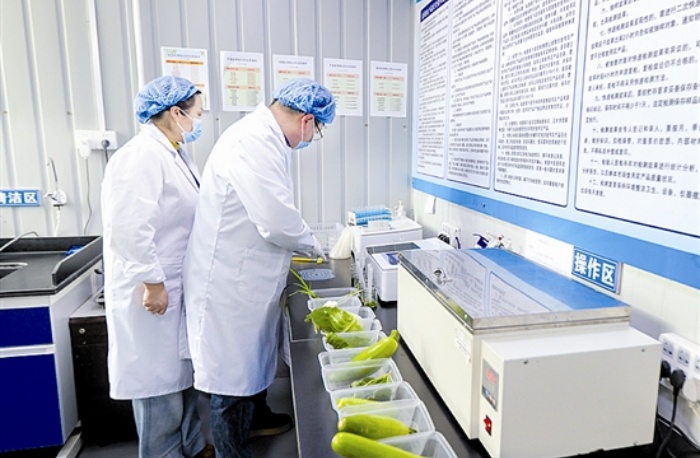 xuaz62149_b.jpg xuaz62149_b.jpg